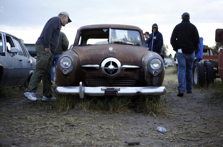 Thousands Travel to Neb. for Vintage Chevy Auction