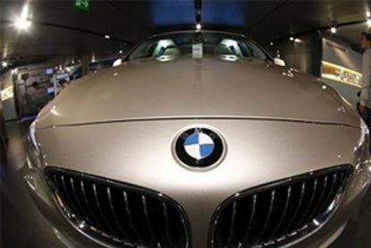 BMW eyes record China sales, to recall cars