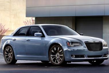 Chrysler revamps 300S sedan for 2014