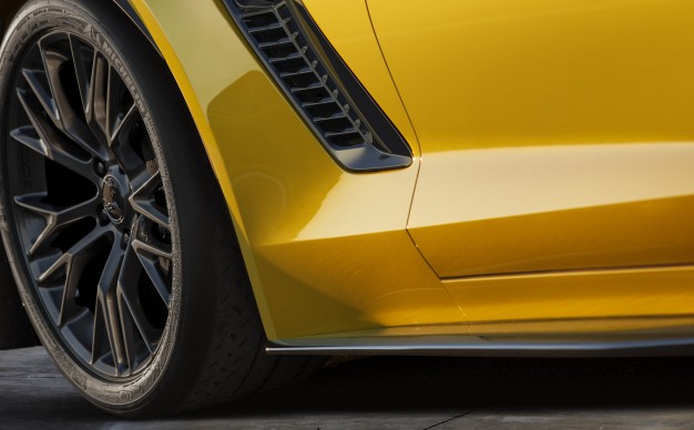 Chevrolet will reveal track-oriented Corvette Z06