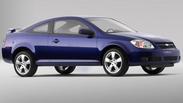 GM Recalls Chevy Cobalt, Pontiac G5 After Fatal Crashes