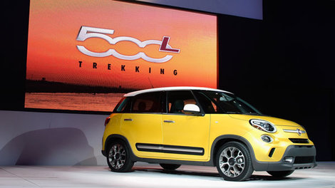 Fiat Chrysler Recalls 18K New 500L Cars Due To Transmission Issue