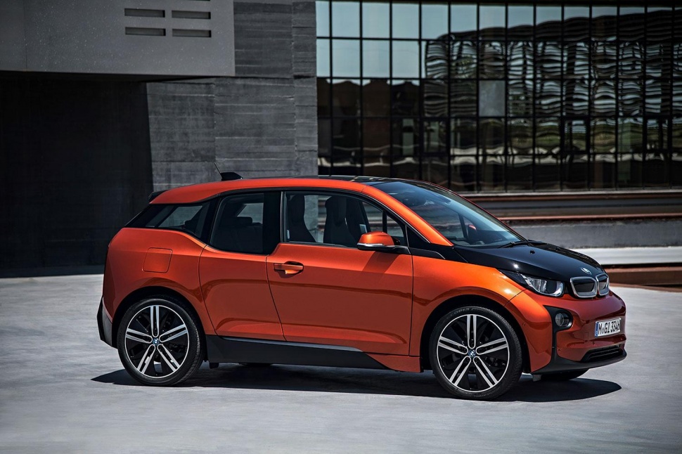 Mega, Giga, and Terra World aren't sci-fi planets; they're BMW i3 trim levels