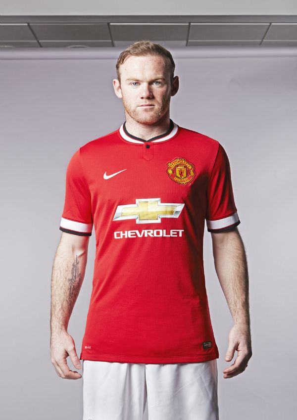 Manchester United uniform is pricey real estate, as Chevrolet knows