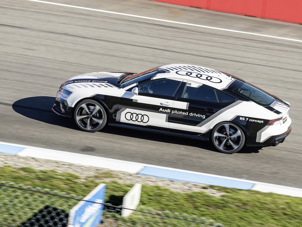 Audi's Self-Driving Car Hits 150 MPH on an F1 Track