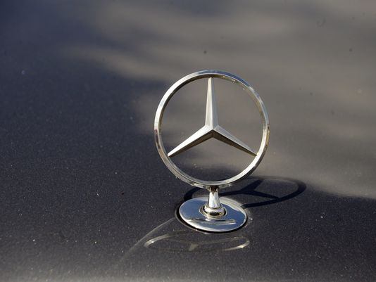 Mercedes pushes China growth in hopes of beating BMW