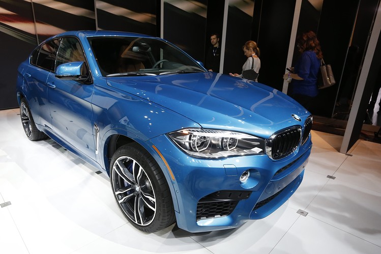 BMW's Relations With China Dealers Strained