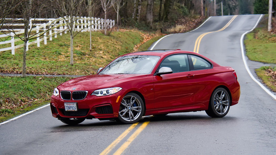 Video Review: The M235i Stands With the BMW Classics