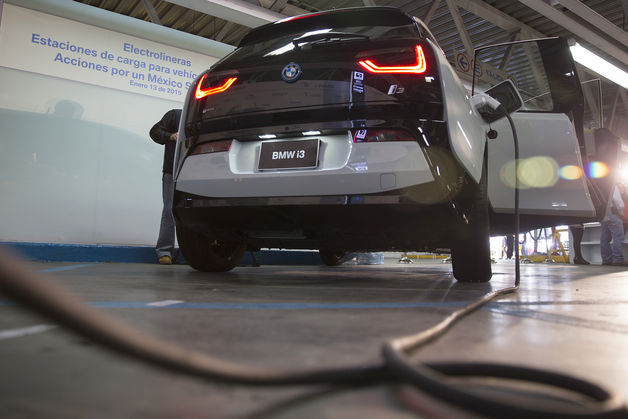 Cheap Gas Makes Electric Cars Harder to Sell, BMW Warns