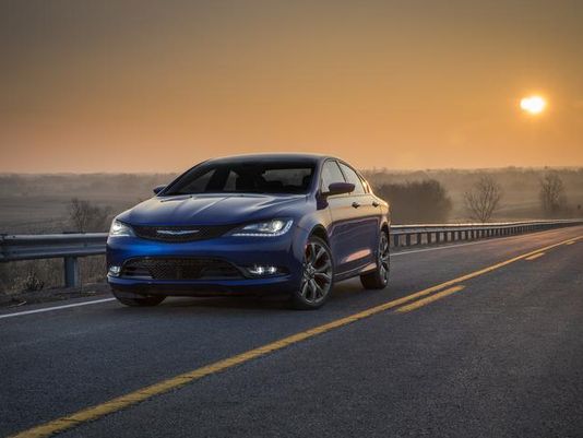 Car Review: 2015 Chrysler 200