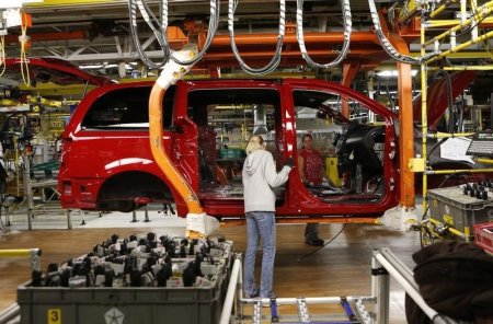 An unusual number of vehicle delays is costing Fiat Chrysler billions