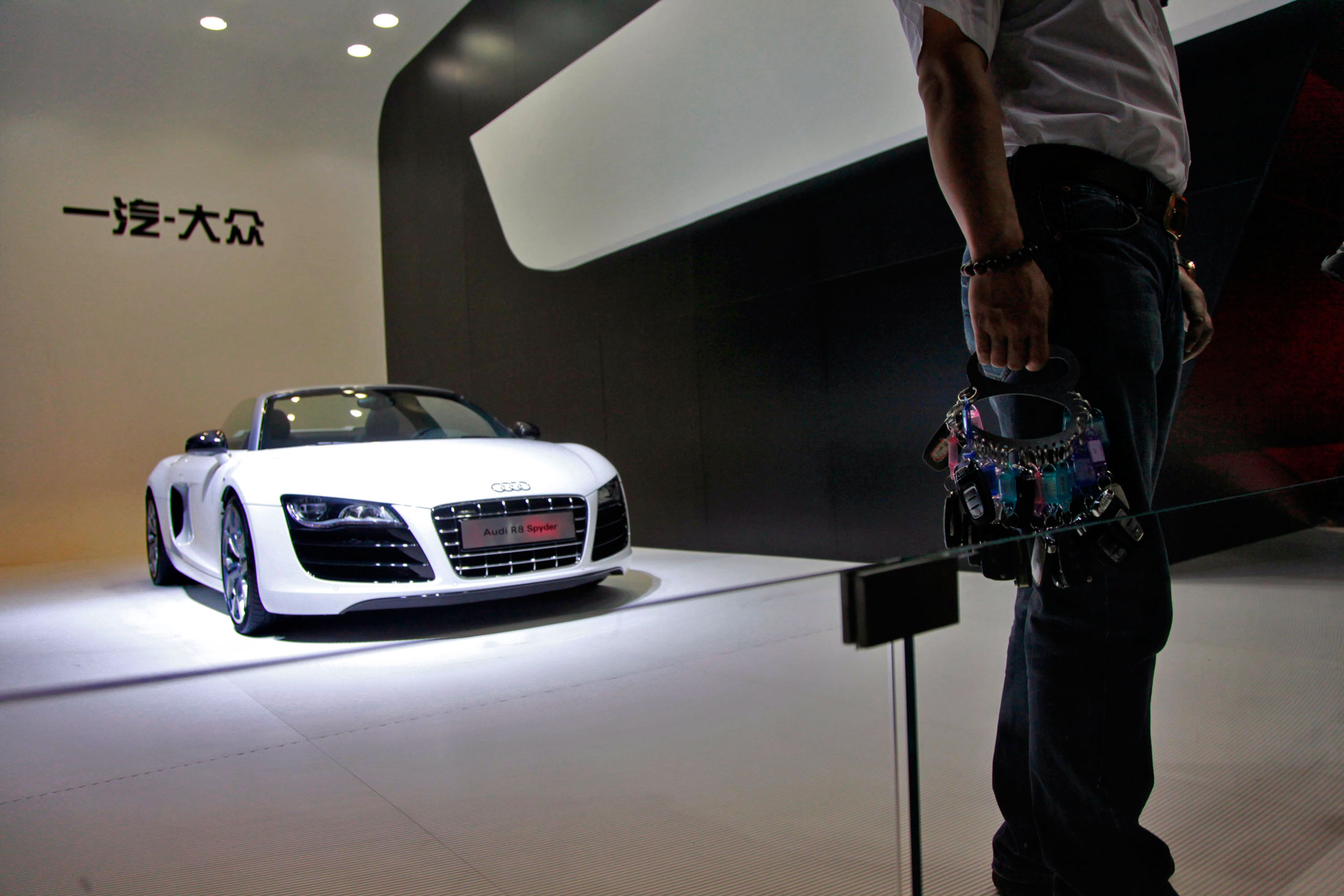 Audi Said to Revise China Target as Stock Rout Saps Demand