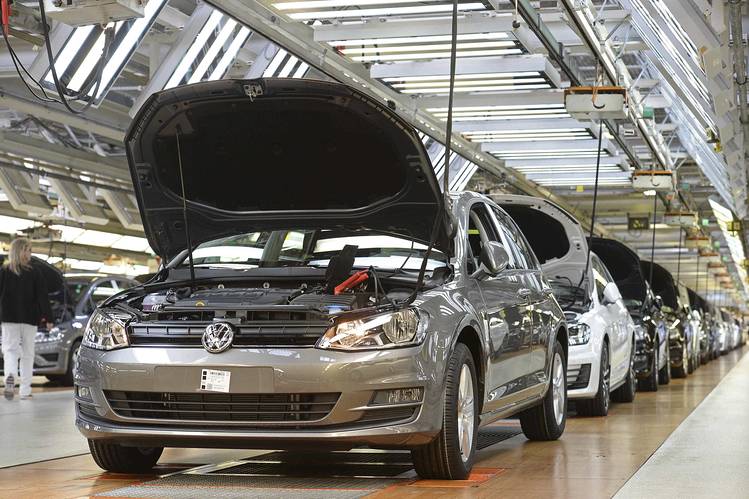 Volkswagen, Audi Halt Sales of 3.0-Liter Diesel 2013-2016 Models