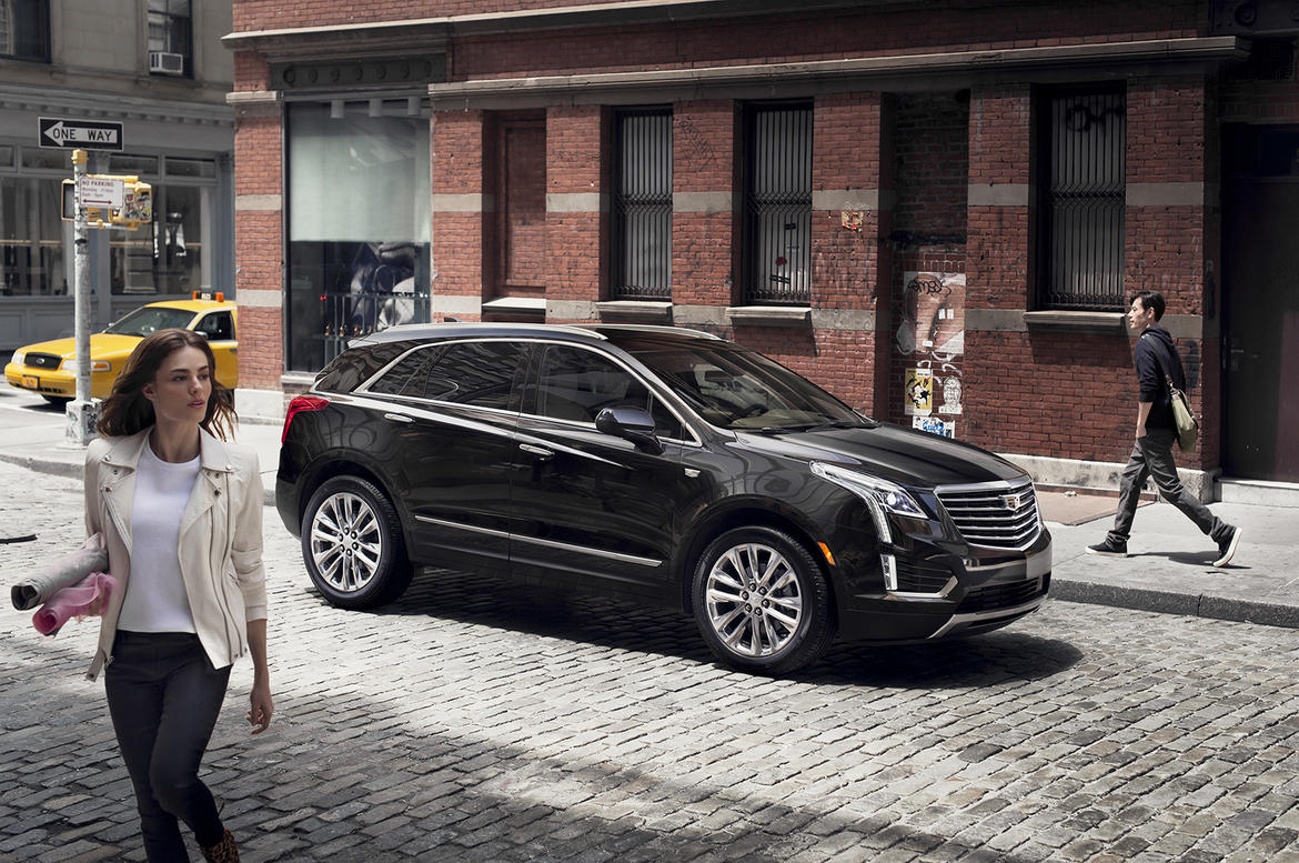 Cadillac debuts the all-new XT5 crossover a week before the LA Auto Show …
