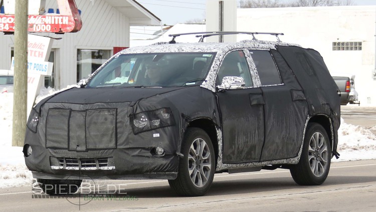 2018 Cadillac XT7 three-row crossover spied [UPDATE]