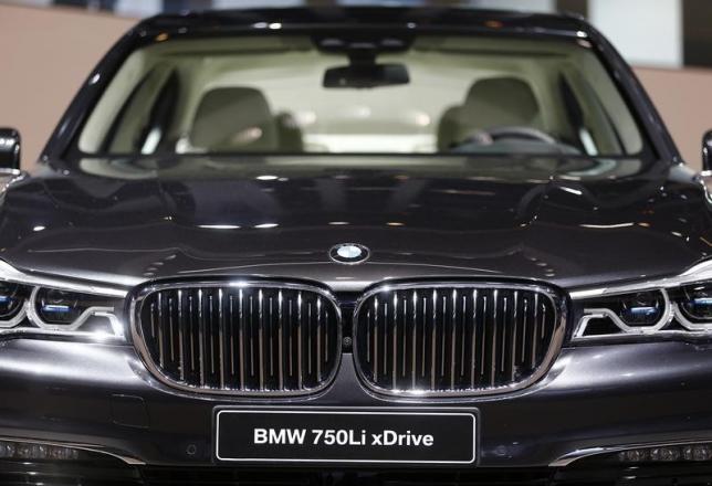 BMW recalls 7 Series models due to air bag issue